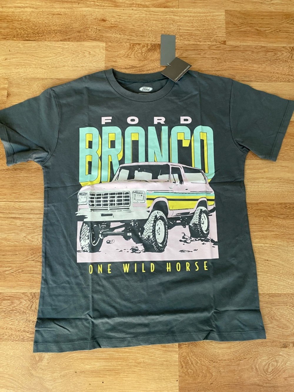 Grayson Threads Ford Bronco tee NWT